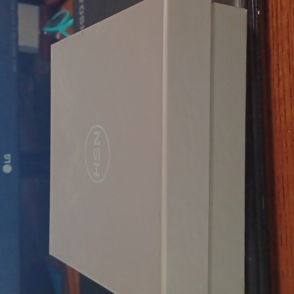 Jade of Yesteryear Jade and Silver Necklace NEW - Picture 10 of 11